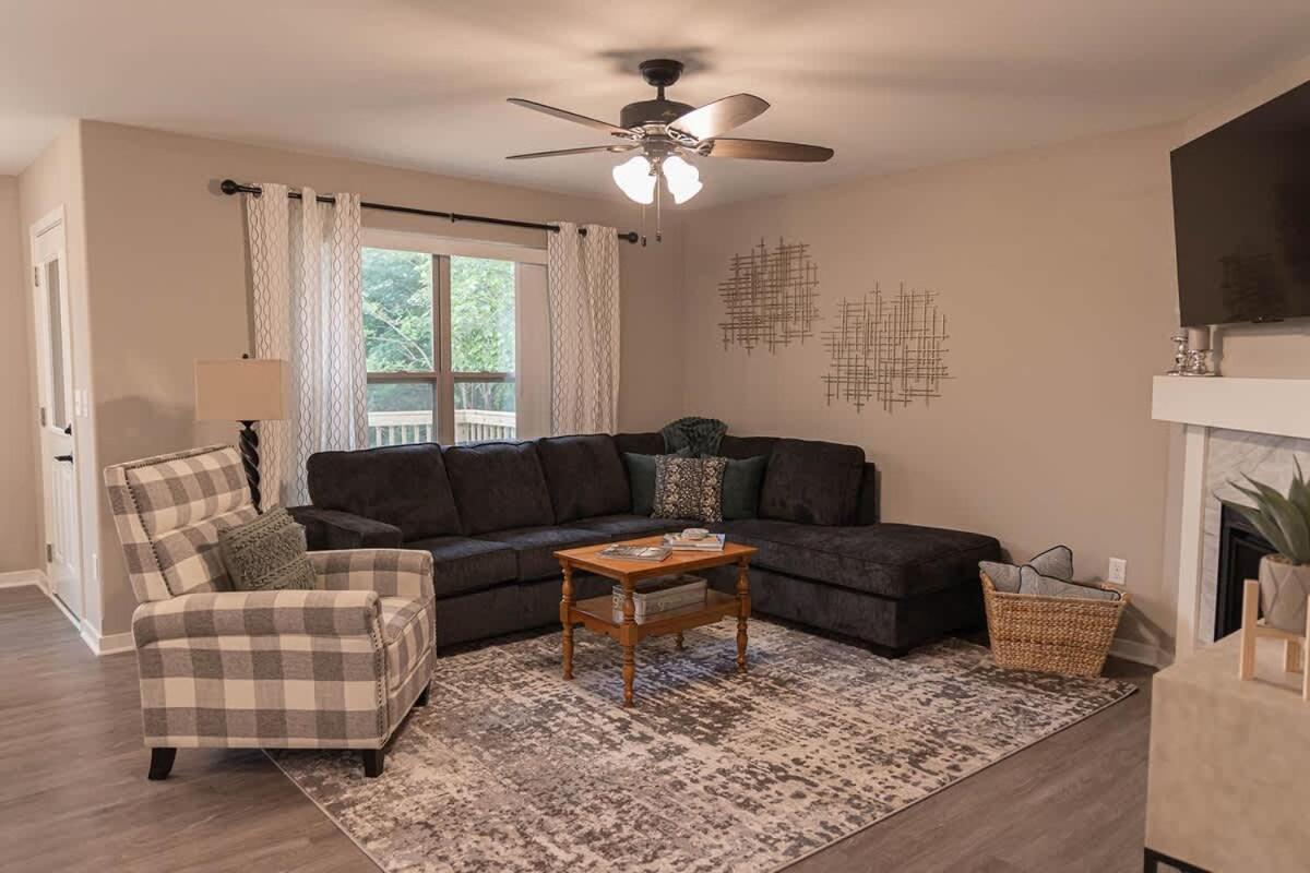 Brand New 2 Bed With Office Villa Loves Park Dış mekan fotoğraf